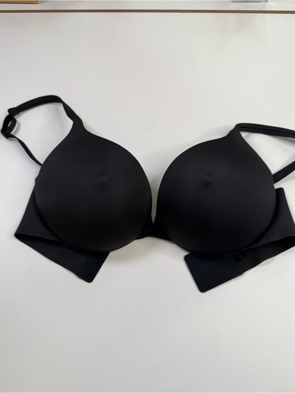 SKIMS Ultimate Nipple Push-Up Bra Onyx Black 32DD - Picture 5 of 5